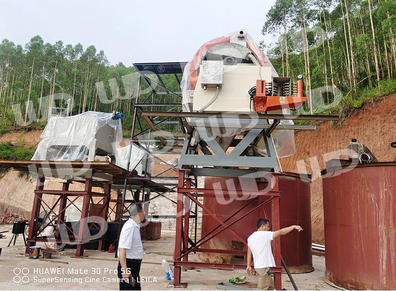 興寧高嶺土電磁立環(huán)高梯度磁選機(jī)使用案例
