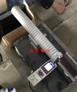 寧波某客戶為合金鋼螺栓和鑲件，風力發(fā)電葉片襯套定制的專用噴砂